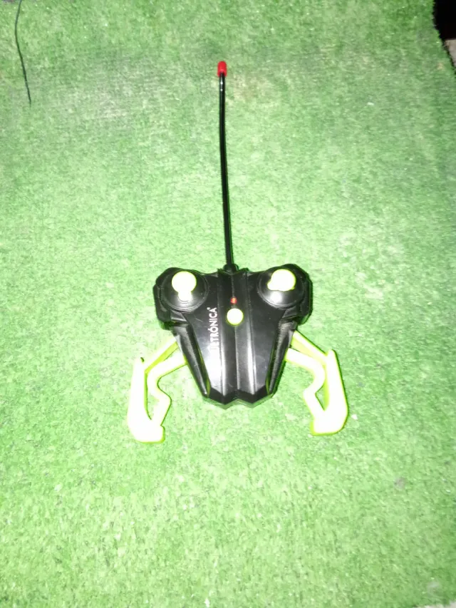 Coche teledirigido Ninco.