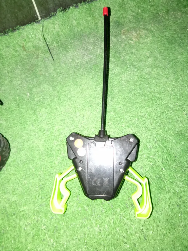 Coche teledirigido Ninco.