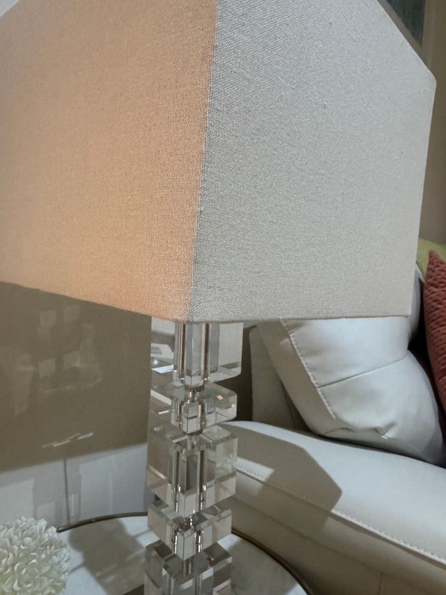 Lámpara de mesa El Corte Inglés