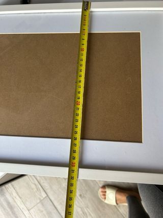 Marco de fotos blanco y madera