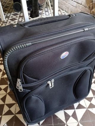 Maleta de viaje compacta