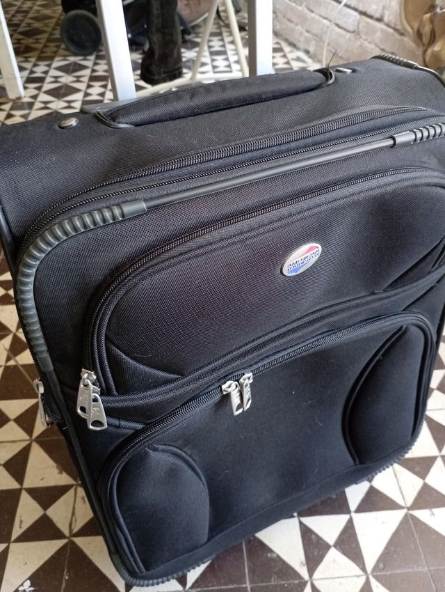 Maleta de viaje compacta