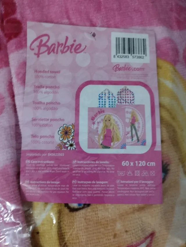 Toalla con capucha Barbie niña piscina