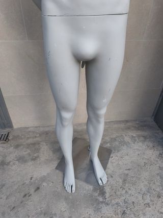 Maniquí Hombre Gris