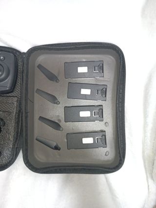 Dron con mando, 4 baterías y hélices