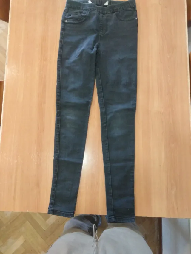 Pantalones, chaqueta jean y vestido niña de 8 a 10