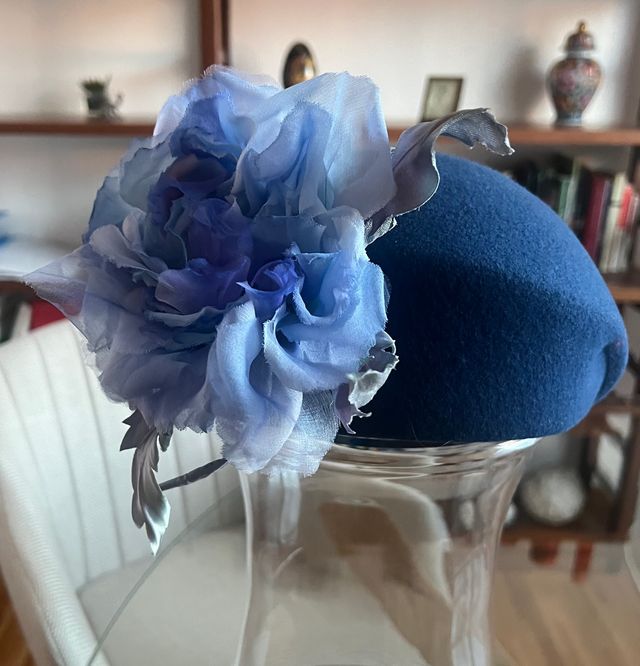 Spilla fiore seta blu e viola