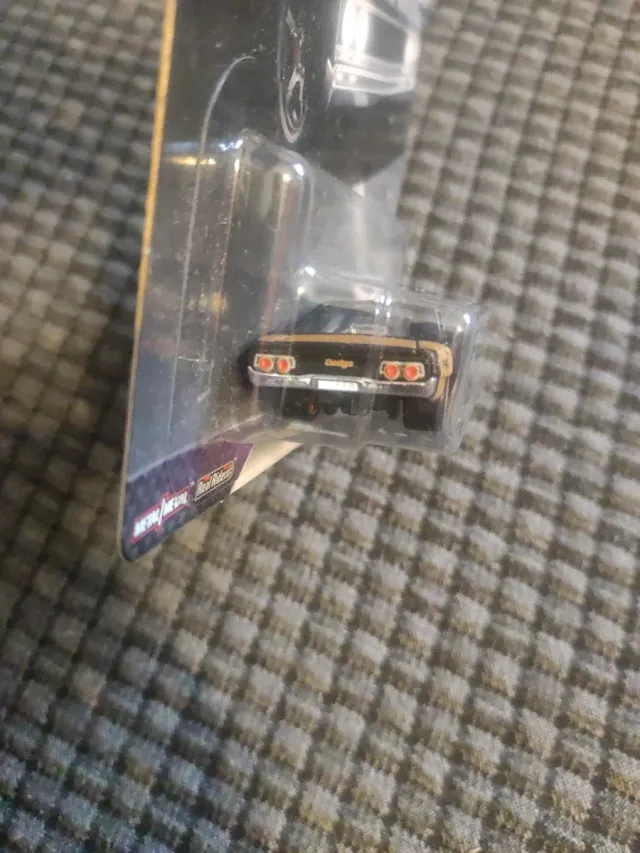Hot Wheels Fast and Furious Dodge Charger 1:64
