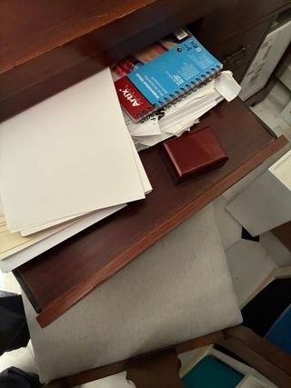 Escritorio y silla vintage madera