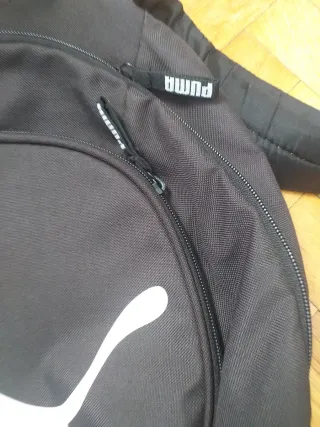 Vendo Mochila Puma Negra y Gris