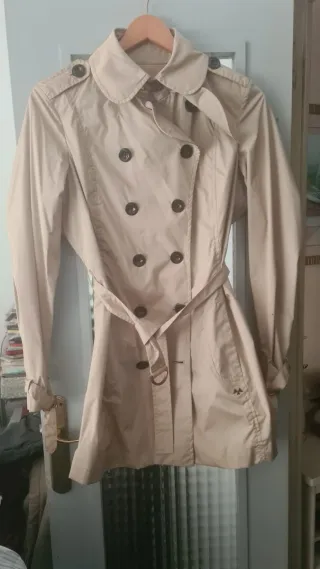 Gabardina Burberry Beige Talla XS
