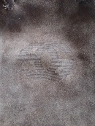 Bolso de piel marrón