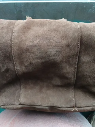 Bolso de piel marrón