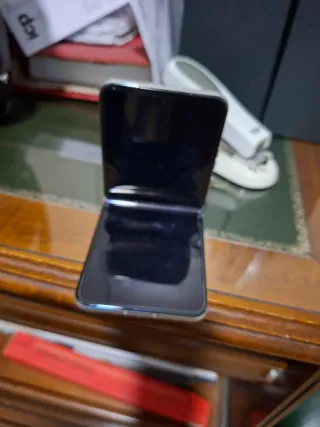 Motorola Razr 40 Beige/Bianco