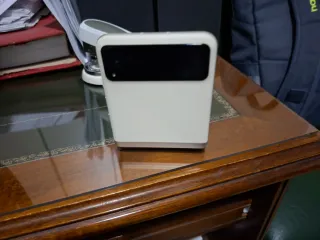 Motorola Razr 40 Beige/Bianco