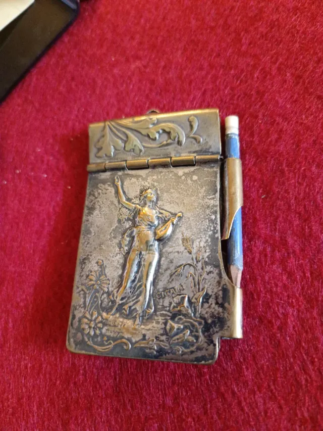 Libretas Art Dèco y souvenir Paris 1920