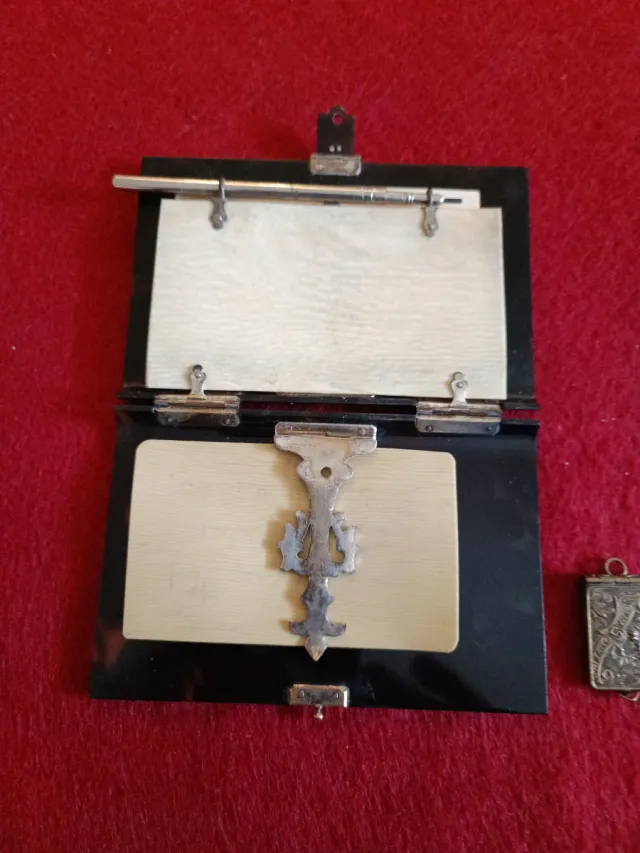 Libretas Art Dèco y souvenir Paris 1920