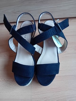 Sandalias cuña MARYPAZ T38 negras