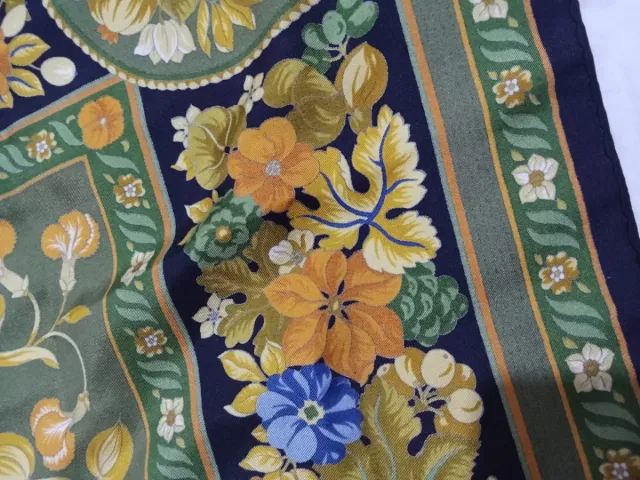 Original Carré Loewe Pure Silk