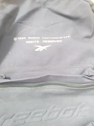 Vendo Mochila Reebok Azul Marino