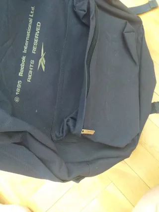 Vendo Mochila Reebok Azul Marino