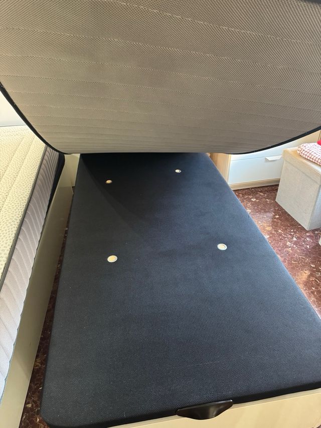 2 Canapés abatibles + 2 colchones viscoelásticos