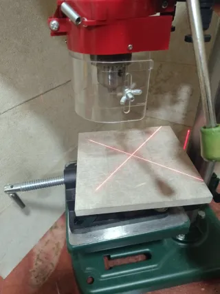 Taladro de pie 5 velocidades con láser