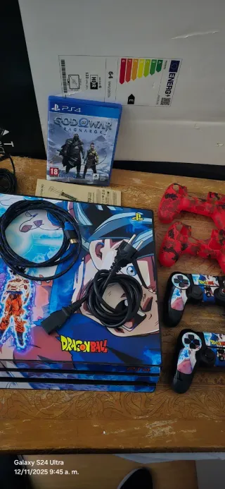 PS4 Pro 1TB God of War Ragnarök + Mandos