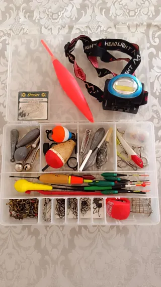 Caja Accesorios Pesca Completa