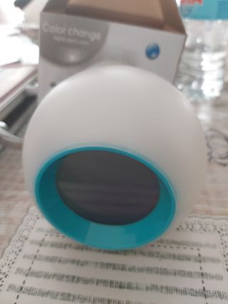 Reloj digital Color change