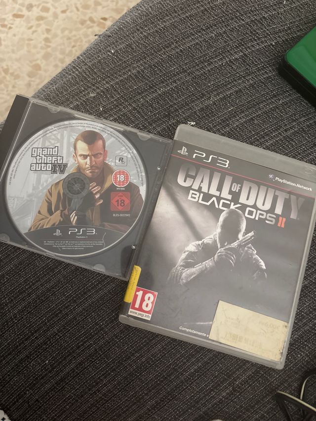 Lote 2 juegos PS3: GTA IV y Call of Duty