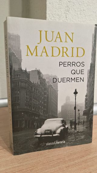 PERROS QUE MUERDEN - JUAN MADRID