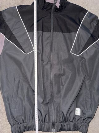 Chaqueta Zara Negra y Gris Talla S/M