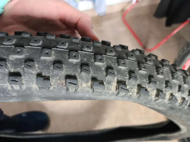 Cubierta Bontrager XR2 Tubeless 29x2.20