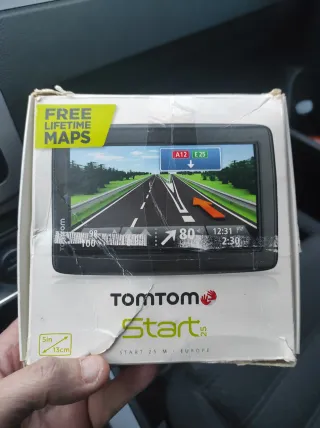 2 GPS, 1 TomTom con Mapas de por Vida. CON RADARES