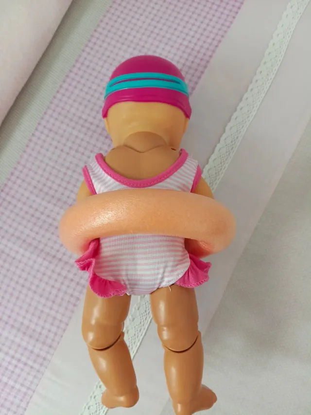 Nenuco Piscina con Flotador