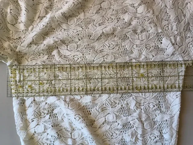 Camiseta blanca de encaje