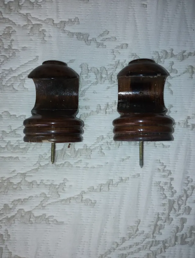 2 alzapaños de cortina de madera