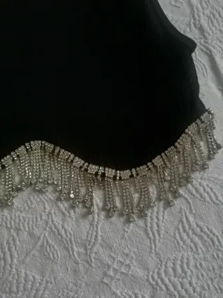 Top Zara Negro con Flecos Brillantes Talla L