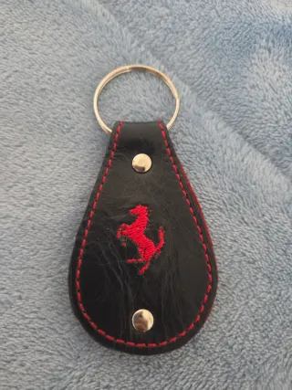 Portachiavi Pelle Ferrari Cavallino Rosso