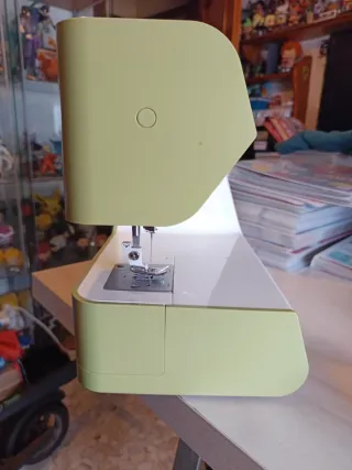 Máquina de Coser Alfa Green Edition