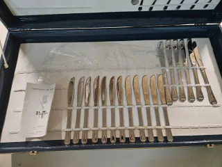 Cubertería completa Pintinox para 6 servicios