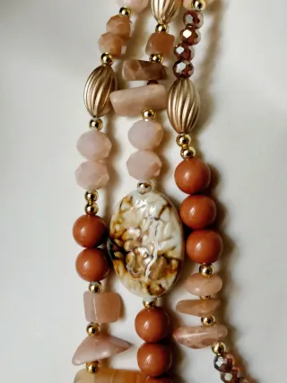 Collar vintage en tonos ocres