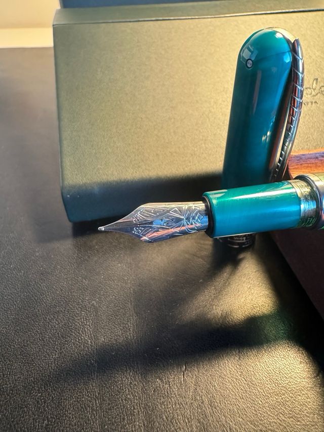 Pineider Avatar Touchdown Traveler Stilografica M