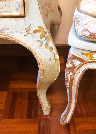 Trumeau antico veneziano con 2 poltrone