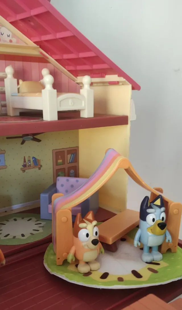 Casa Bluey + Familia + Coche + Accesorios