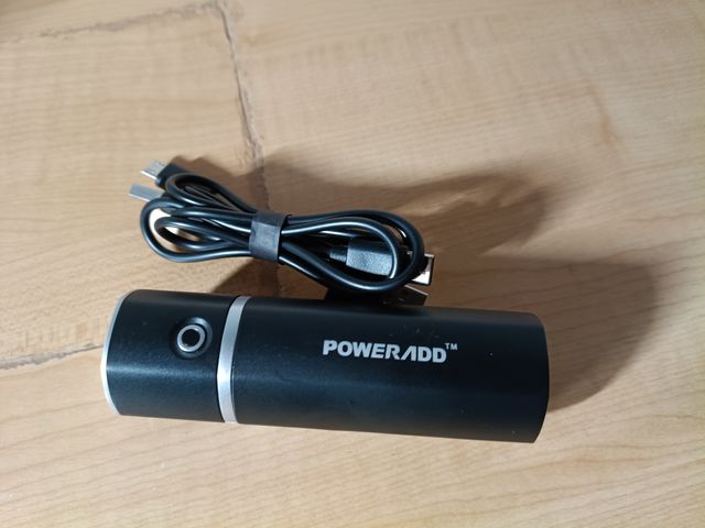 Batería Externa Poweradd + Cable Micro USB