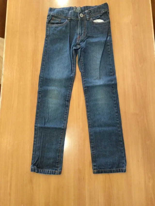 Sudadera, camiseta y pantalones niño 7-10 años