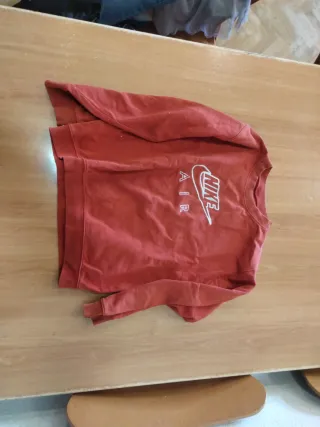 Sudadera, camiseta y pantalones niño 7-10 años