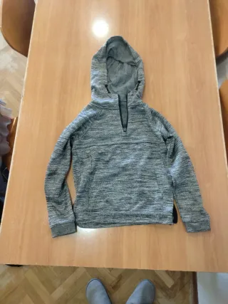 Sudadera, camiseta y pantalones niño 7-10 años